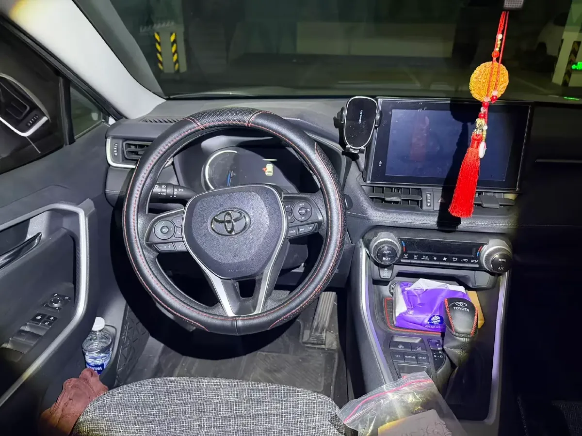 2021 Toyota RAV4 2.5L 178HP L4 E-CVT Hybrid,autocango,china used car exporter,china ev exporter,chinese used car exporter,chinese used ev exporter