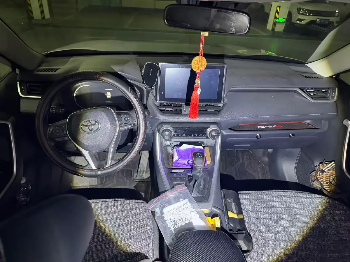 2021 Toyota RAV4 2.5L 178HP L4 E-CVT Hybrid,autocango,china used car exporter,china ev exporter,chinese used car exporter,chinese used ev exporter