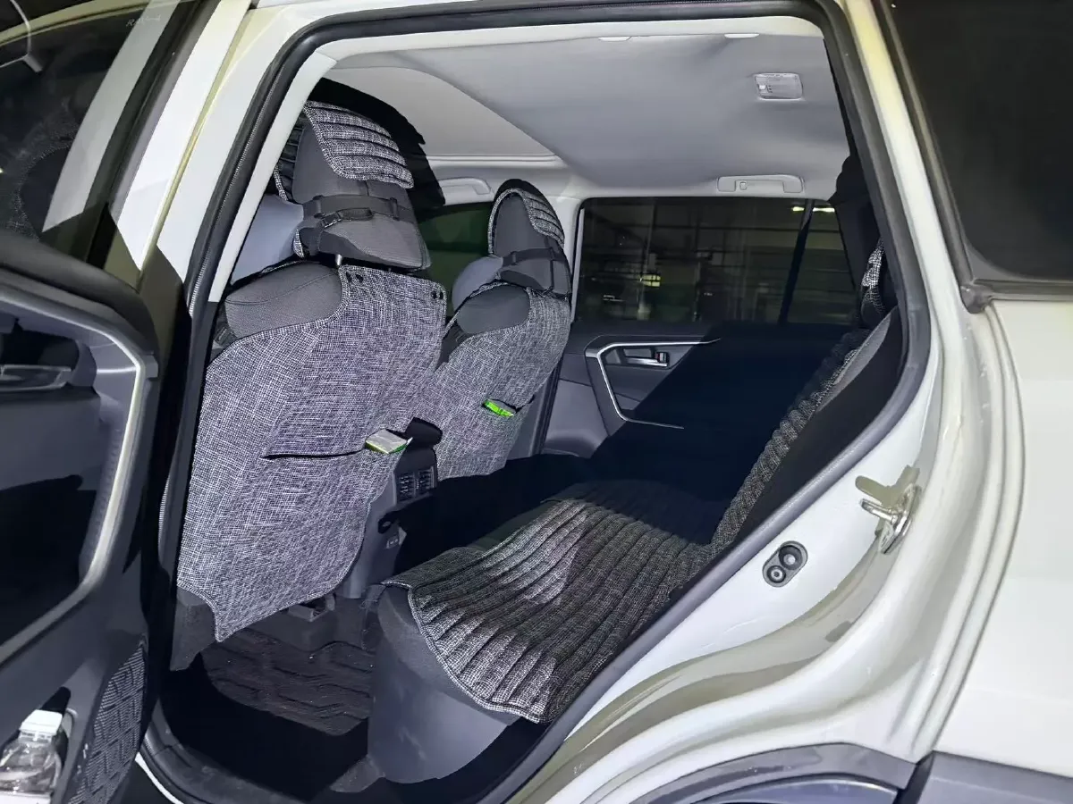 2021 Toyota RAV4 2.5L 178HP L4 E-CVT Hybrid,autocango,china used car exporter,china ev exporter,chinese used car exporter,chinese used ev exporter