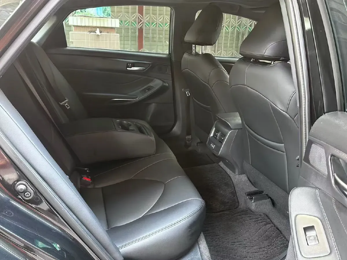 2022 Toyota Avalon 2.0L 178HP L4 CVT,autocango,china used car exporter,china ev exporter,chinese used car exporter,chinese used ev exporter