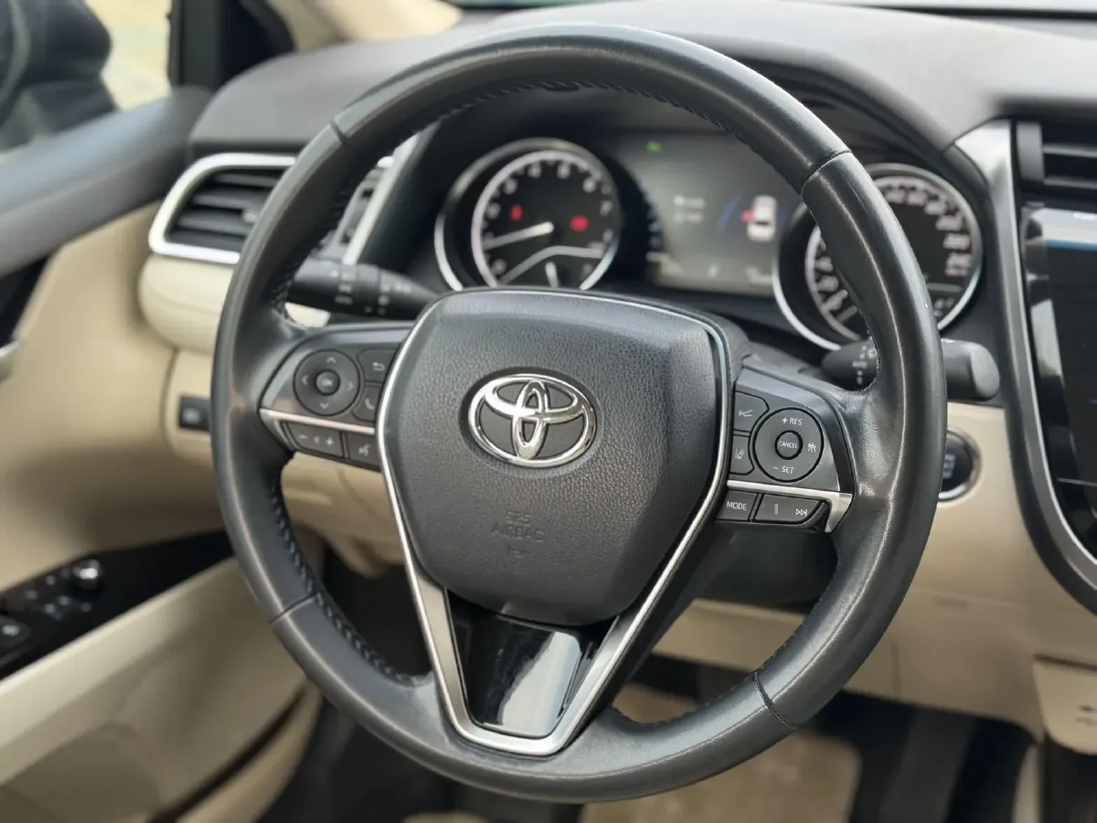 2019 Toyota Camry 2.0L 178HP L4 CVT,autocango,china used car exporter,china ev exporter,chinese used car exporter,chinese used ev exporter