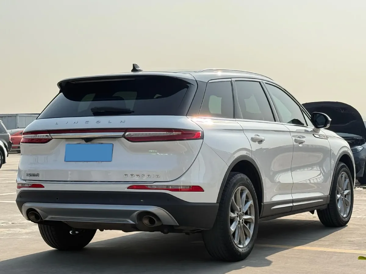 2021 Lincoln Corsair 2.0T 245HP L4 8AT,autocango,china used car exporter,china ev exporter,chinese used car exporter,chinese used ev exporter