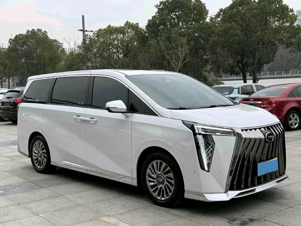 2024 GAC Trumpchi M8 2.0T 252HP L4 8AT,autocango,china used car exporter,china ev exporter,chinese used car exporter,chinese used ev exporter