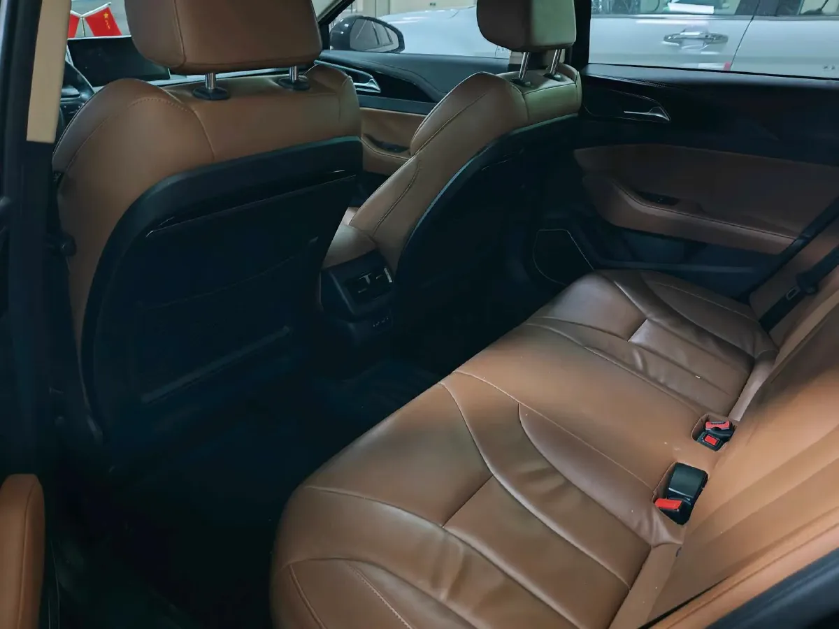 2019 HongQi H5 1.8T 180HP L4 6AT,autocango,china used car exporter,china ev exporter,chinese used car exporter,chinese used ev exporter