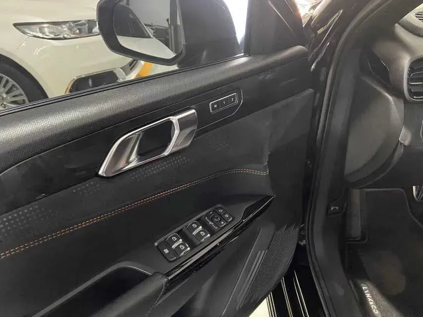 2021 LYNK&CO 02 Hatchback 2.0T 254HP L4 8AT,autocango,china used car exporter,china ev exporter,chinese used car exporter,chinese used ev exporter