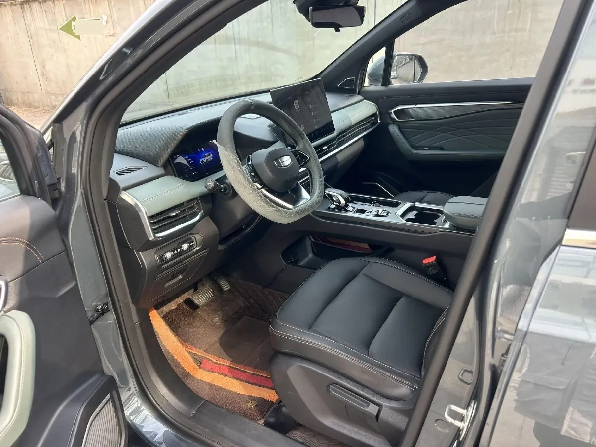 2024 Geely Okavango L 2.0T 218HP L4 7DCT,autocango,china used car exporter,china ev exporter,chinese used car exporter,chinese used ev exporter