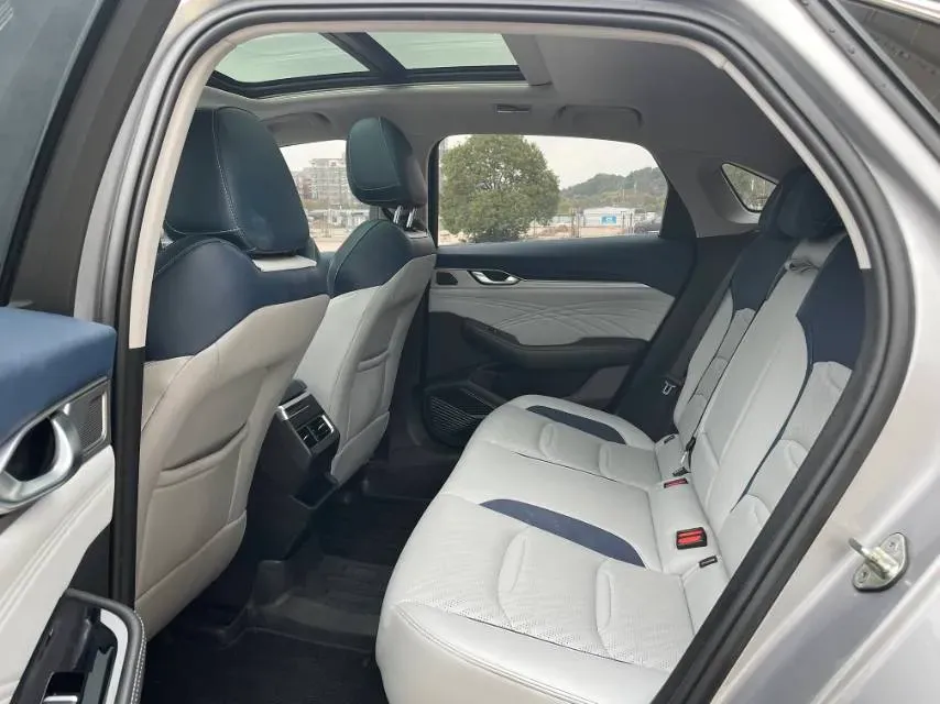 2021 Geely Preface 2.0T 190HP L4 7DCT,autocango,china used car exporter,china ev exporter,chinese used car exporter,chinese used ev exporter