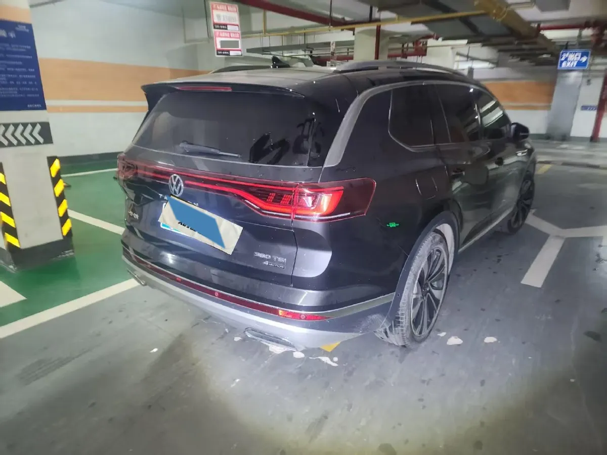 2021 Volkswagen Talagon 2.0T 220HP L4 7DCT,autocango,china used car exporter,china ev exporter,chinese used car exporter,chinese used ev exporter