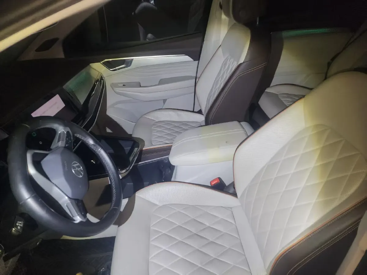 2021 Volkswagen Talagon 2.0T 220HP L4 7DCT,autocango,china used car exporter,china ev exporter,chinese used car exporter,chinese used ev exporter