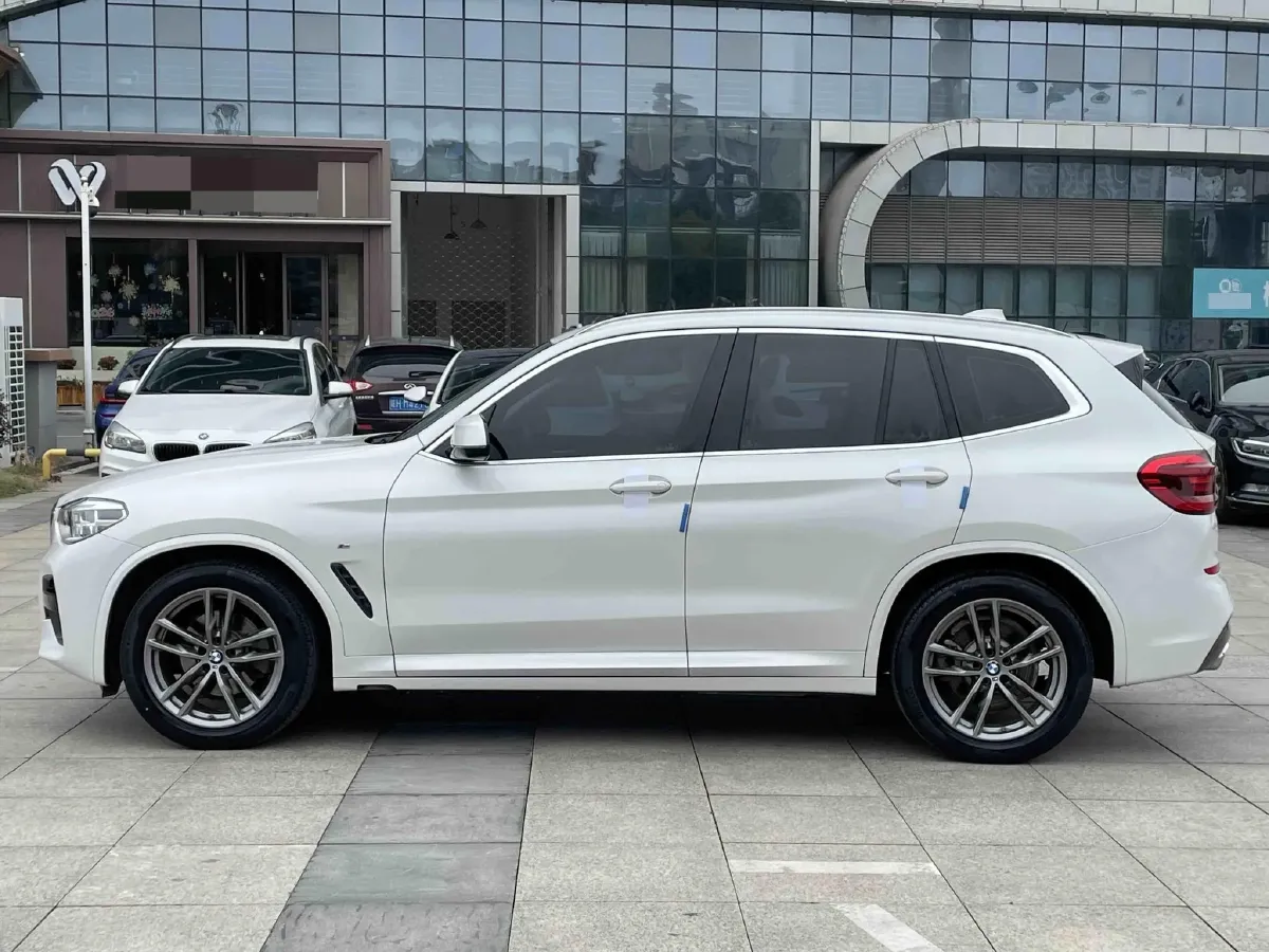 2020 BMW X3 2.0T 184HP L4 8AT,autocango,china used car exporter,china ev exporter,chinese used car exporter,chinese used ev exporter
