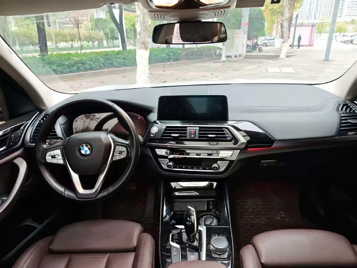 2021 BMW X3 2.0T 184HP L4 8AT,autocango,china used car exporter,china ev exporter,chinese used car exporter,chinese used ev exporter