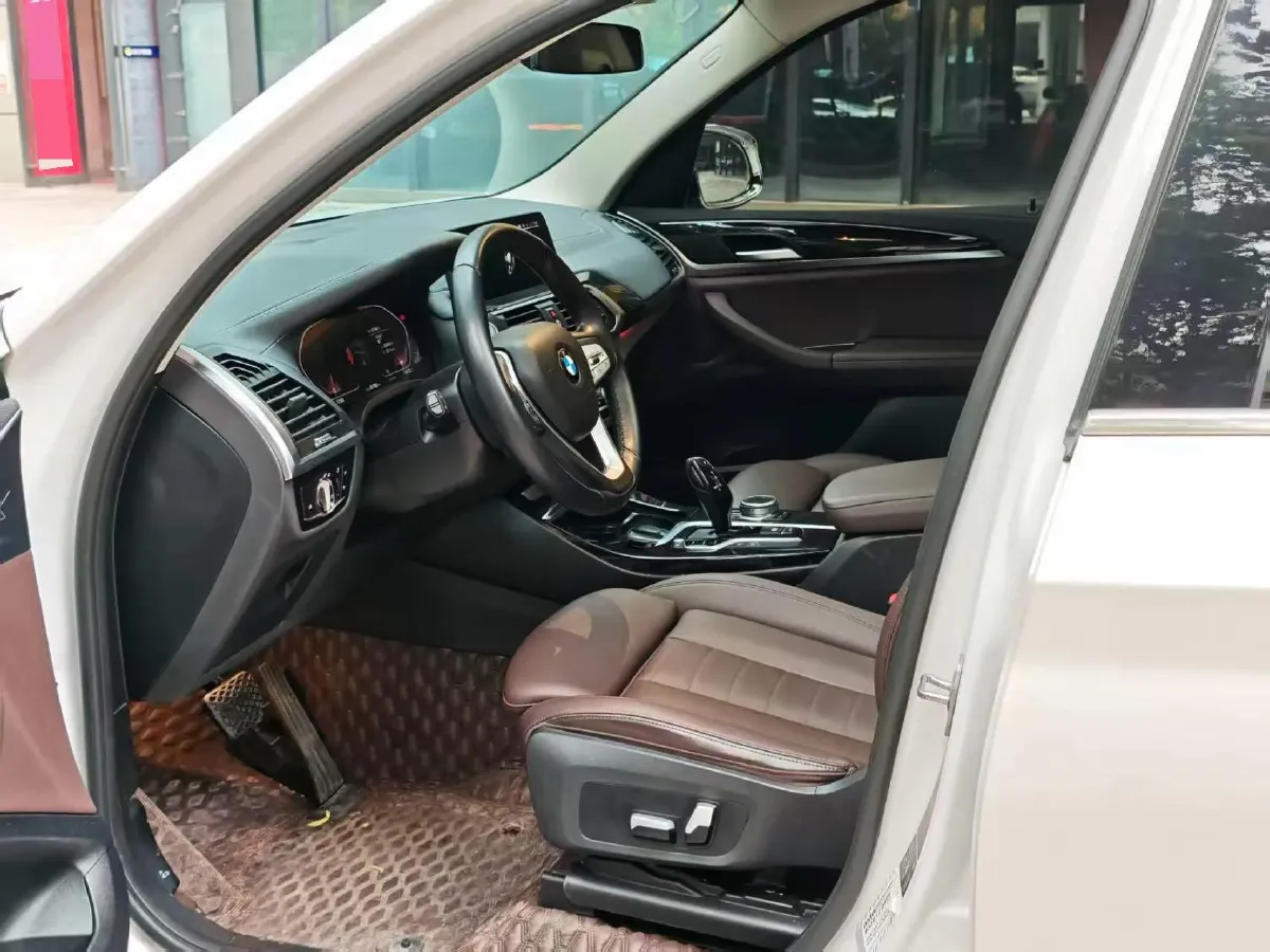 2021 BMW X3 2.0T 184HP L4 8AT,autocango,china used car exporter,china ev exporter,chinese used car exporter,chinese used ev exporter
