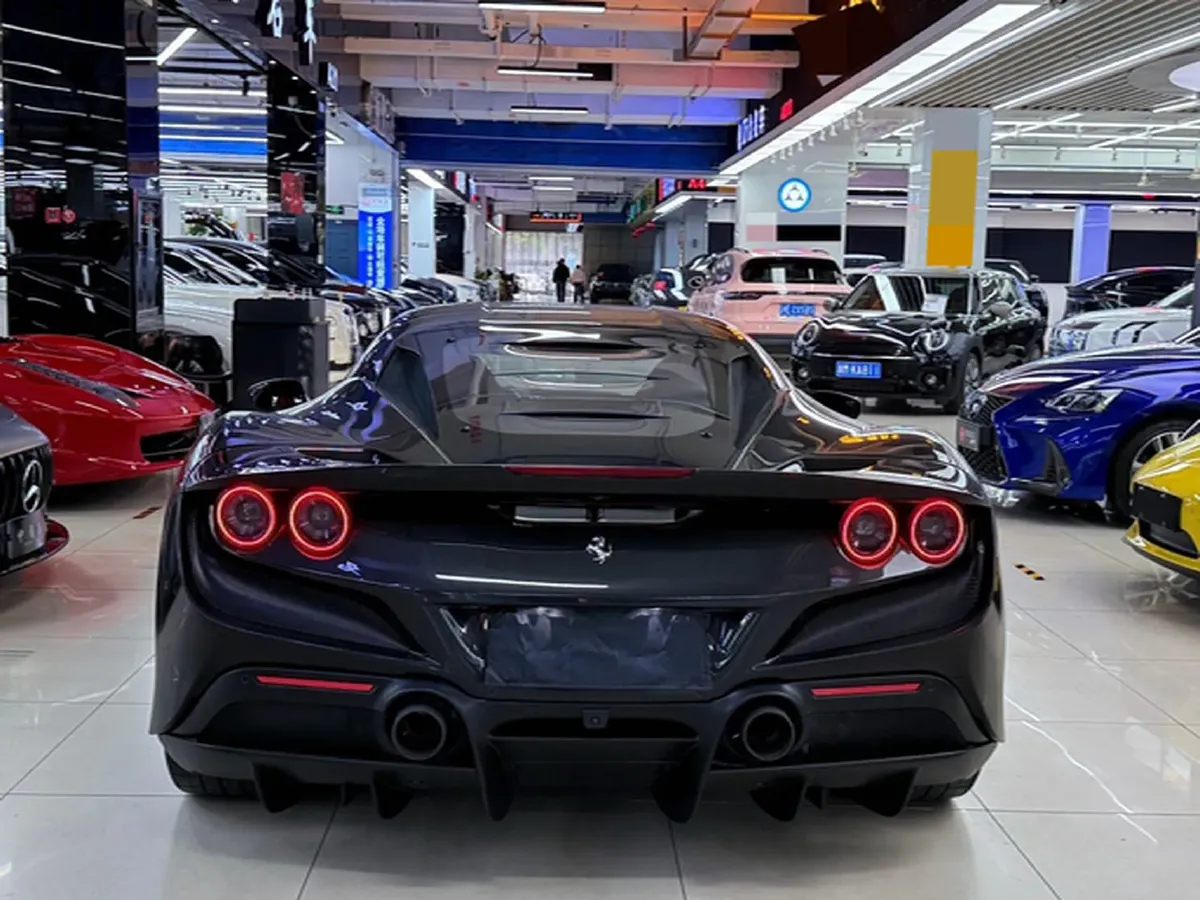 2019 Aston Martin DB11 5.2T 639HP V12 8AT,autocango,china used car exporter,china ev exporter,chinese used car exporter,chinese used ev exporter