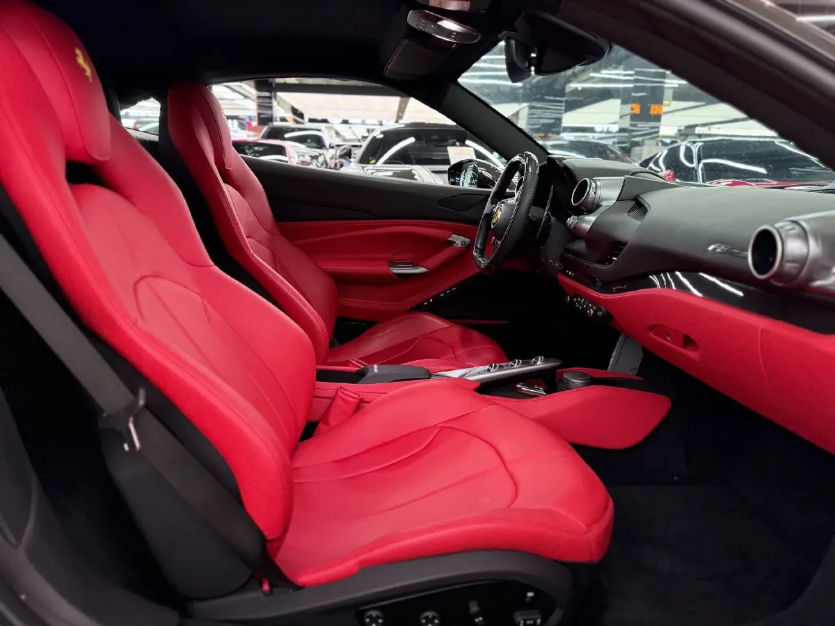 2019 Aston Martin DB11 5.2T 639HP V12 8AT,autocango,china used car exporter,china ev exporter,chinese used car exporter,chinese used ev exporter