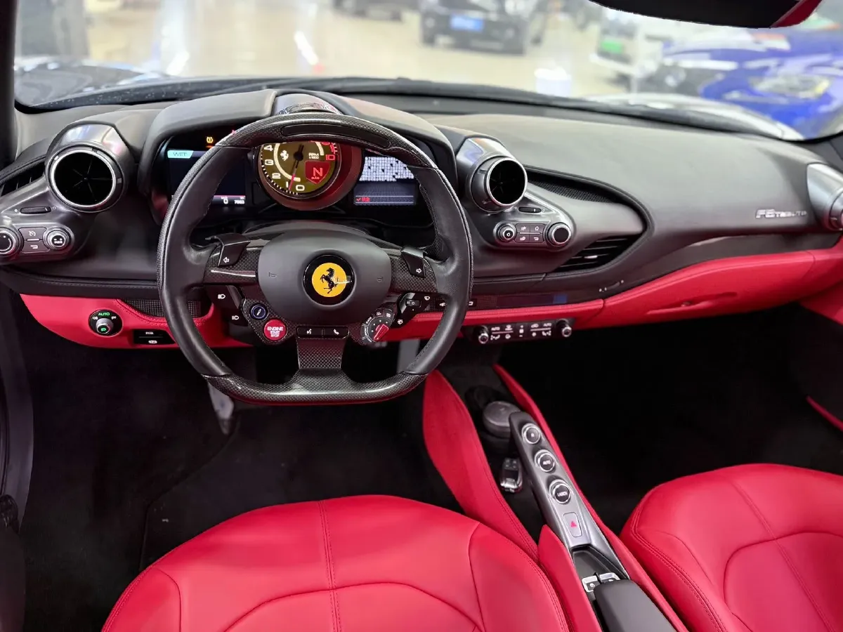 2019 Aston Martin DB11 5.2T 639HP V12 8AT,autocango,china used car exporter,china ev exporter,chinese used car exporter,chinese used ev exporter