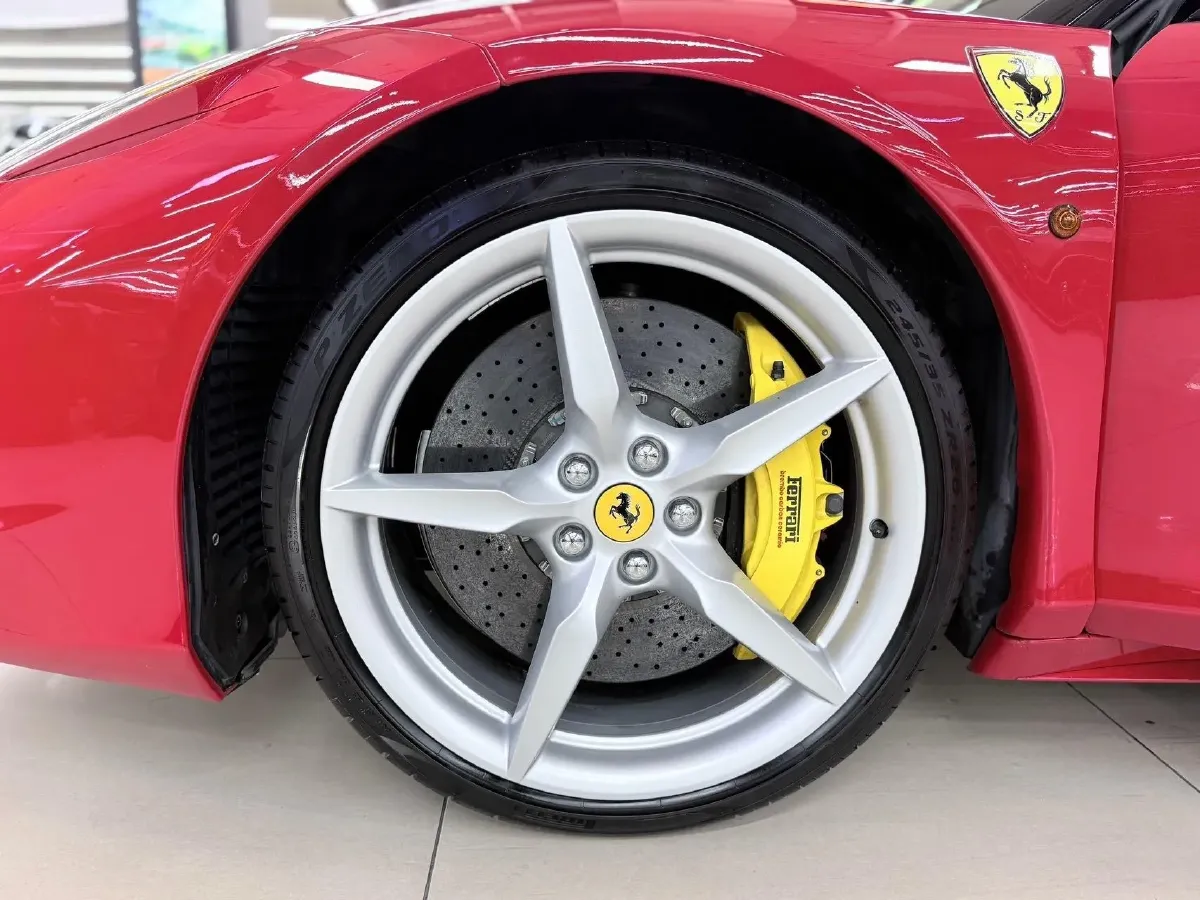 2011 Ferrari 458 4.5L 570HP V8 7DCT,autocango,china used car exporter,china ev exporter,chinese used car exporter,chinese used ev exporter