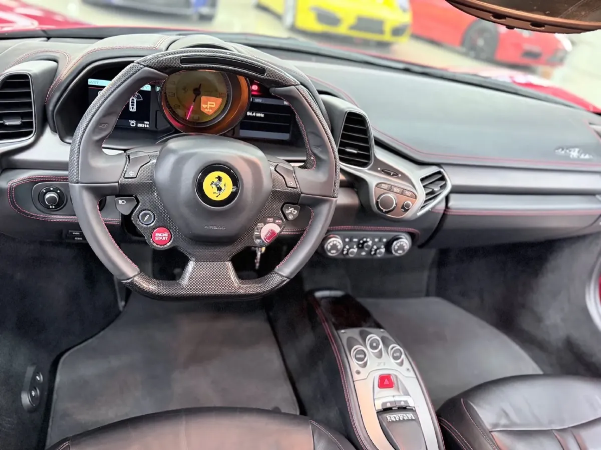 2011 Ferrari 458 4.5L 570HP V8 7DCT,autocango,china used car exporter,china ev exporter,chinese used car exporter,chinese used ev exporter