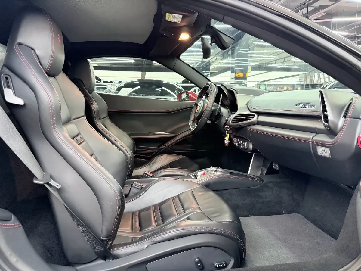 2011 Ferrari 458 4.5L 570HP V8 7DCT,autocango,china used car exporter,china ev exporter,chinese used car exporter,chinese used ev exporter