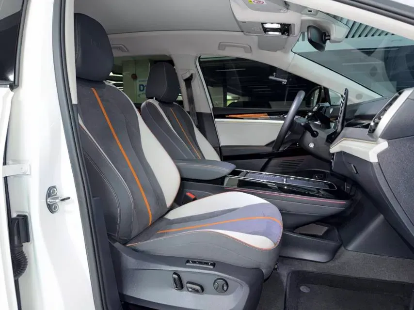 2022 Volkswagen ID.6 Crozz BEV 84.8KWH,autocango,china used car exporter,china ev exporter,chinese used car exporter,chinese used ev exporter