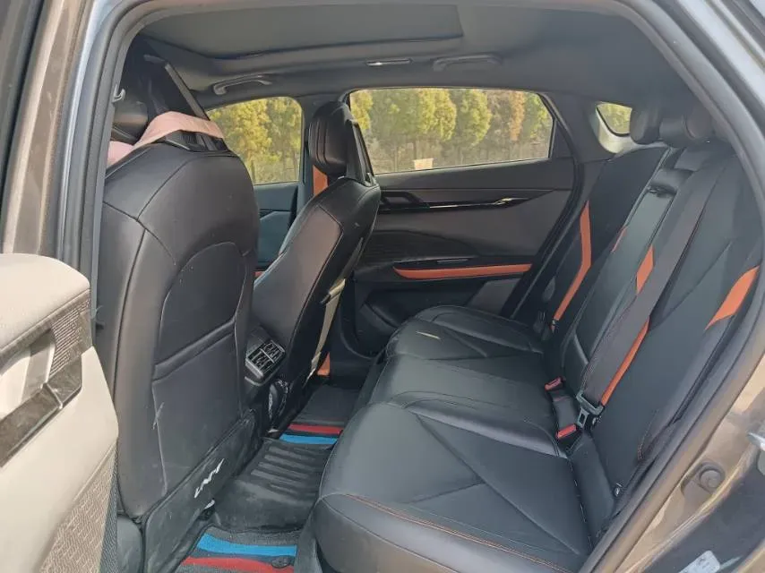 2022 ChangAn UNI-V 1.5T 188HP L4 7DCT,autocango,china used car exporter,china ev exporter,chinese used car exporter,chinese used ev exporter