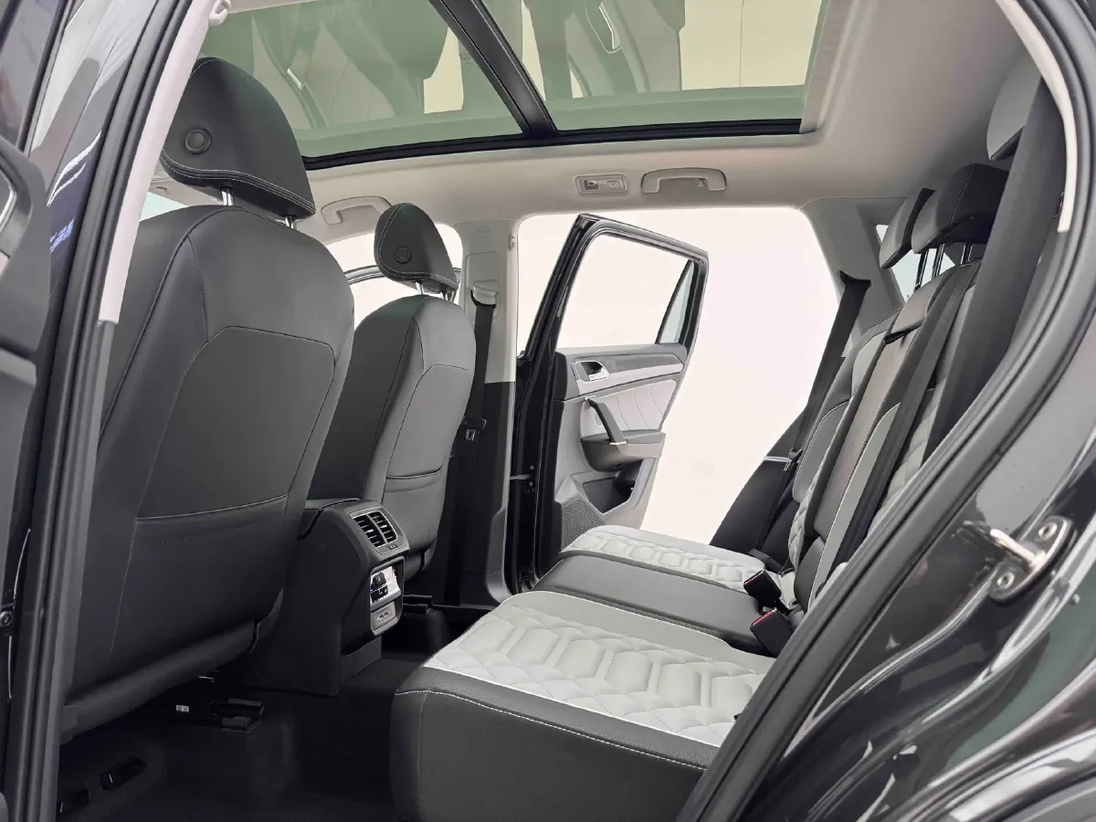 2023 Volkswagen Tayron 1.4T 150HP L4 7DCT,autocango,china used car exporter,china ev exporter,chinese used car exporter,chinese used ev exporter