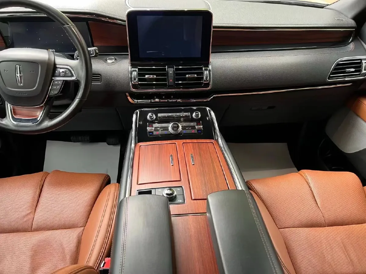 2019 Lincoln Navigator 3.5T 388HP V6 10AT,autocango,china used car exporter,china ev exporter,chinese used car exporter,chinese used ev exporter