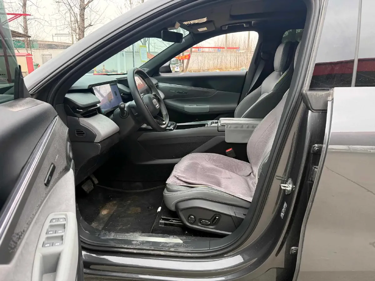 2025 LYNK&CO 08 EM-P 1.5T 163HP L4 3DHT PHEV 21.2KWH,autocango,china used car exporter,china ev exporter,chinese used car exporter,chinese used ev exporter