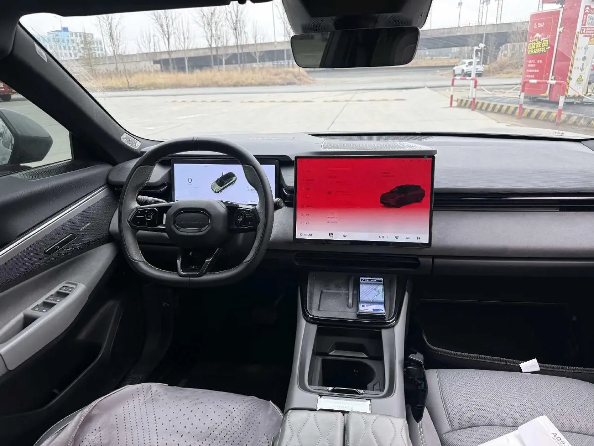 2025 LYNK&CO 08 EM-P 1.5T 163HP L4 3DHT PHEV 21.2KWH,autocango,china used car exporter,china ev exporter,chinese used car exporter,chinese used ev exporter