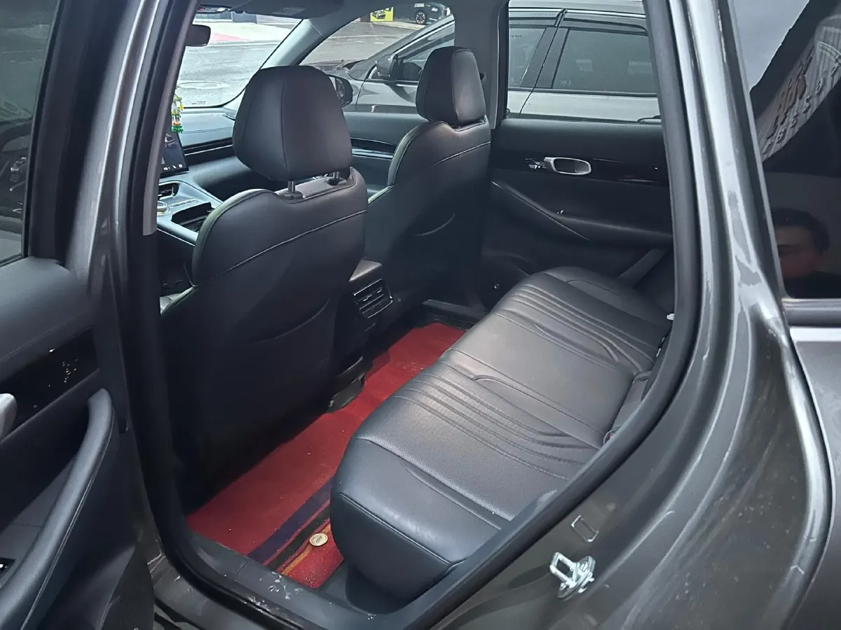 2024 LanDian E5 1.5L 110HP L4 E-CVT PHEV 17.52KWH,autocango,china used car exporter,china ev exporter,chinese used car exporter,chinese used ev exporter