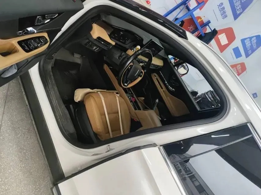 2022 Lincoln Corsair 2.0T 245HP L4 8AT,autocango,china used car exporter,china ev exporter,chinese used car exporter,chinese used ev exporter