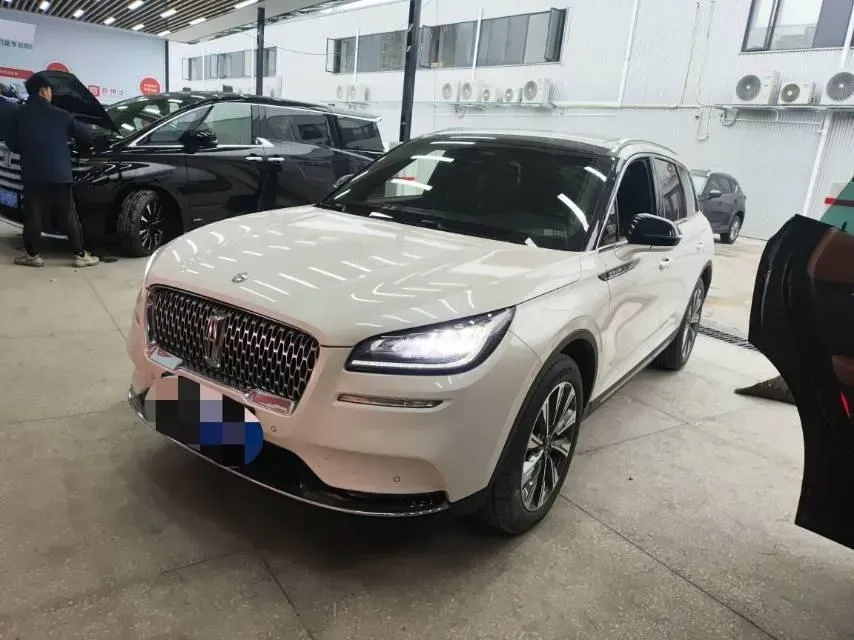 2022 Lincoln Corsair 2.0T 245HP L4 8AT,autocango,china used car exporter,china ev exporter,chinese used car exporter,chinese used ev exporter