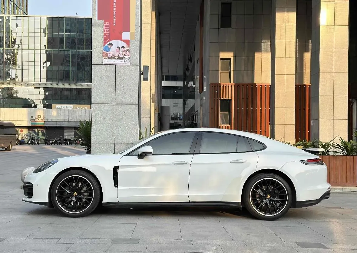 2021 Porsche Panamera 2.9T 330HP V6 8DCT,autocango,china used car exporter,china ev exporter,chinese used car exporter,chinese used ev exporter