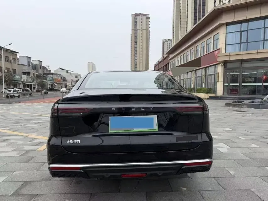 2025 Geely Galaxy L6 1.5L 112HP L4 1DHT PHEV 8.5KWH,autocango,china used car exporter,china ev exporter,chinese used car exporter,chinese used ev exporter