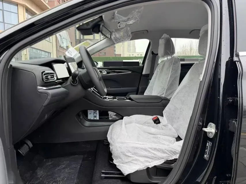 2025 Geely Galaxy L6 1.5L 112HP L4 1DHT PHEV 8.5KWH,autocango,china used car exporter,china ev exporter,chinese used car exporter,chinese used ev exporter