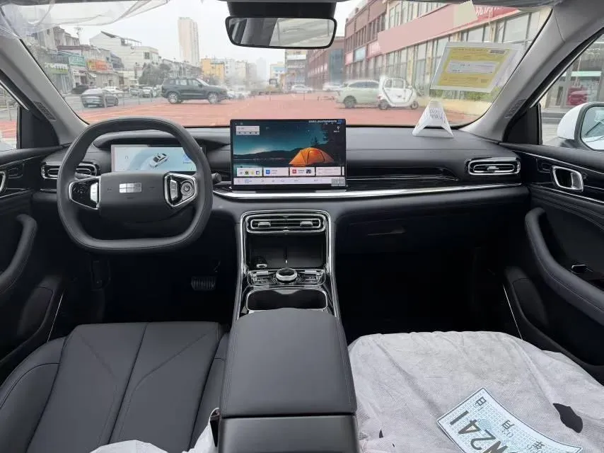 2025 Geely Galaxy L6 1.5L 112HP L4 1DHT PHEV 8.5KWH,autocango,china used car exporter,china ev exporter,chinese used car exporter,chinese used ev exporter