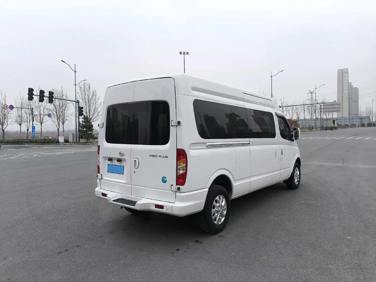 2021 DongFeng DFAC YuFeng 2.3T 136HP L4 6MT,autocango,china used car exporter,china ev exporter,chinese used car exporter,chinese used ev exporter