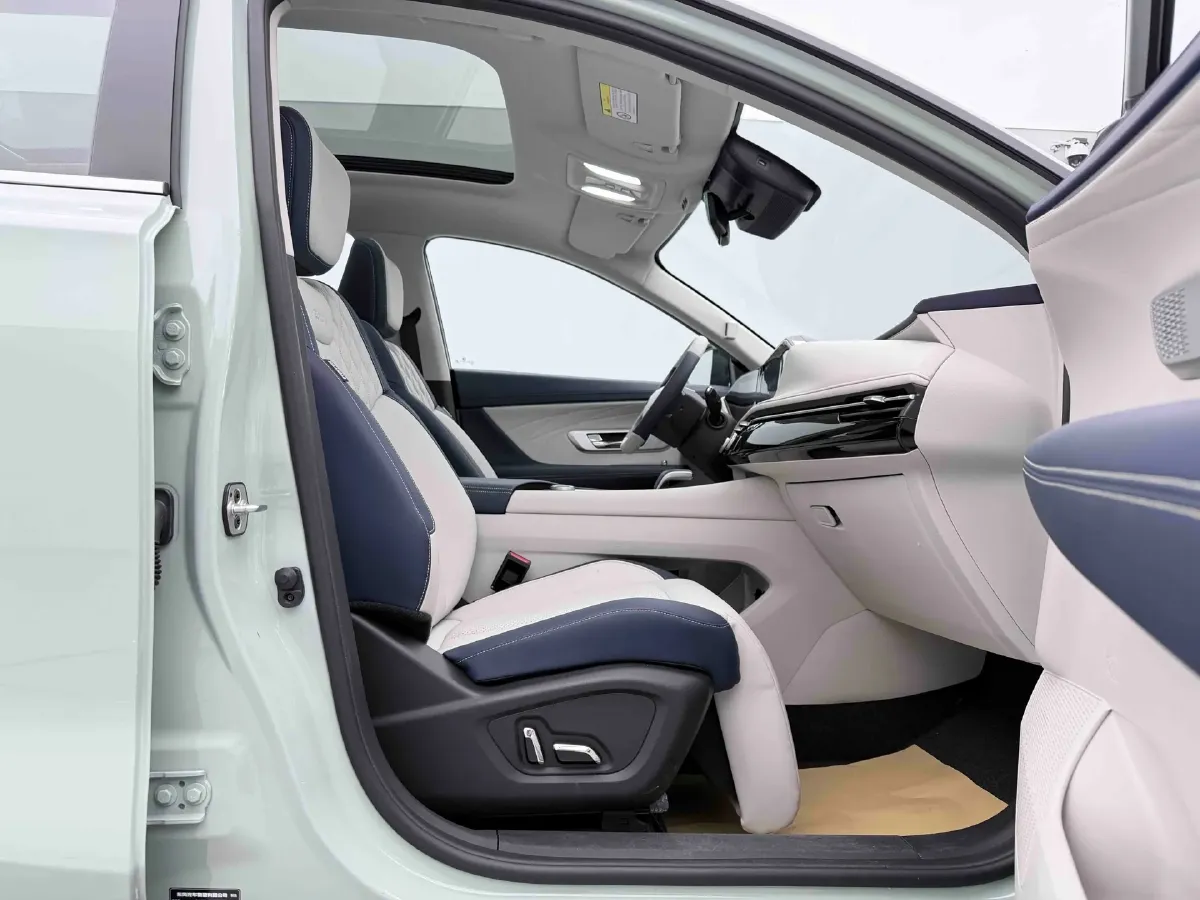 2022 DongFeng Aeolus HaoJi 1.5T 204HP L4 7DCT,autocango,china used car exporter,china ev exporter,chinese used car exporter,chinese used ev exporter