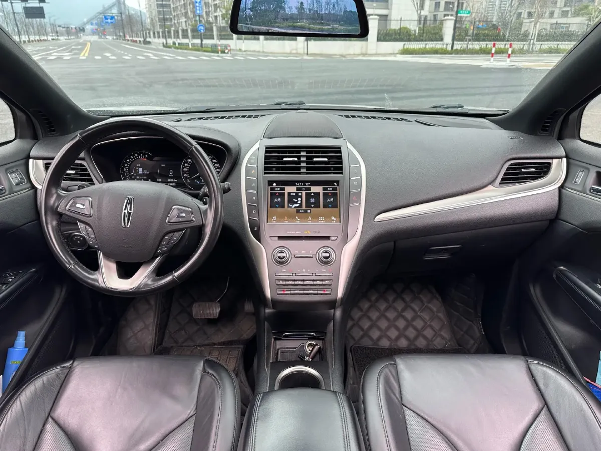 2017 Lincoln MKC 2.0T 203HP L4 6AT,autocango,china used car exporter,china ev exporter,chinese used car exporter,chinese used ev exporter