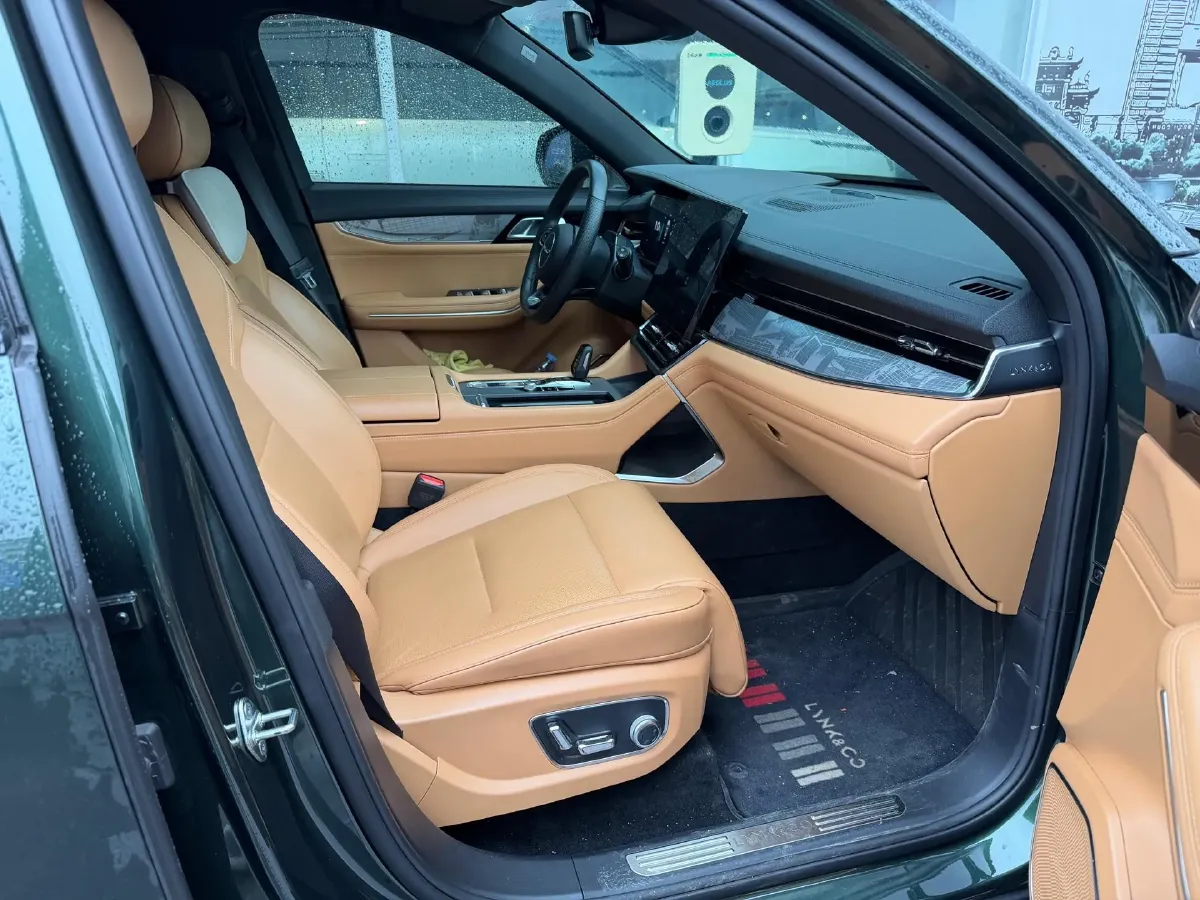 2024 LYNK&CO 09 EM-P 2.0T 254HP L4 3DHT PHEV 40.1KWH,autocango,china used car exporter,china ev exporter,chinese used car exporter,chinese used ev exporter