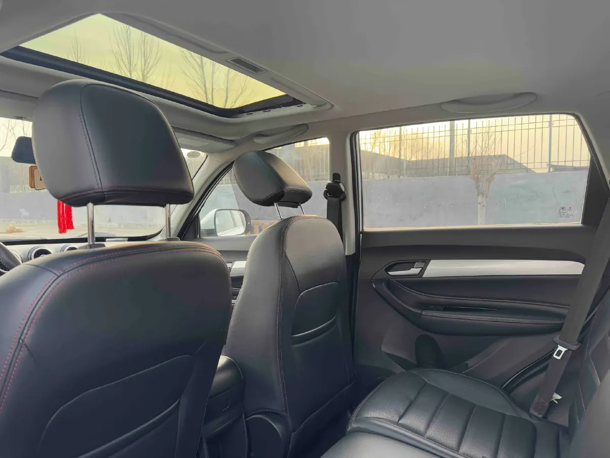 2018 KaiYi X3 1.6L 126HP L4 5MT,autocango,china used car exporter,china ev exporter,chinese used car exporter,chinese used ev exporter