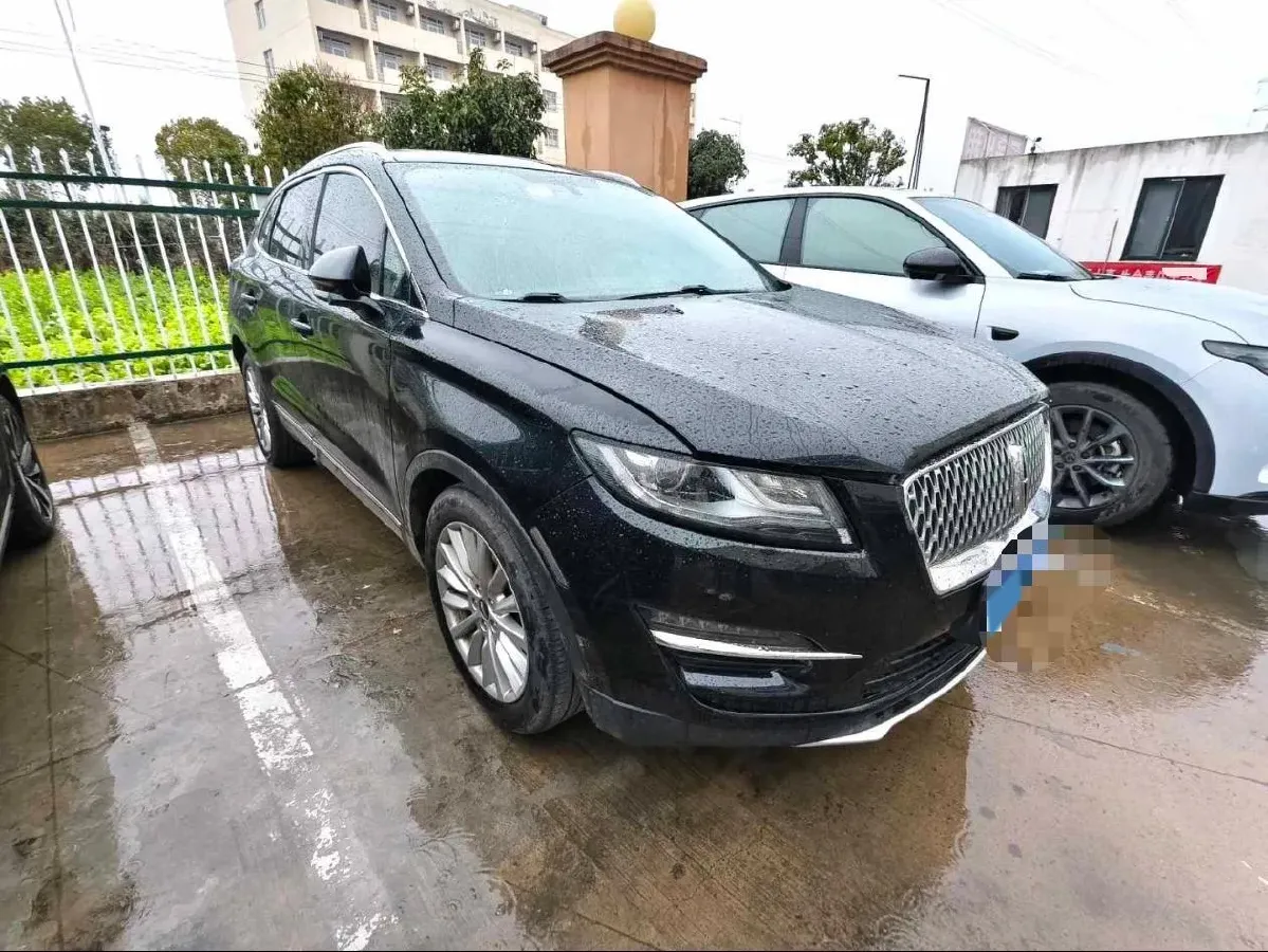 2019 Lincoln MKC 2.0T 203HP L4 6AT,autocango,china used car exporter,china ev exporter,chinese used car exporter,chinese used ev exporter