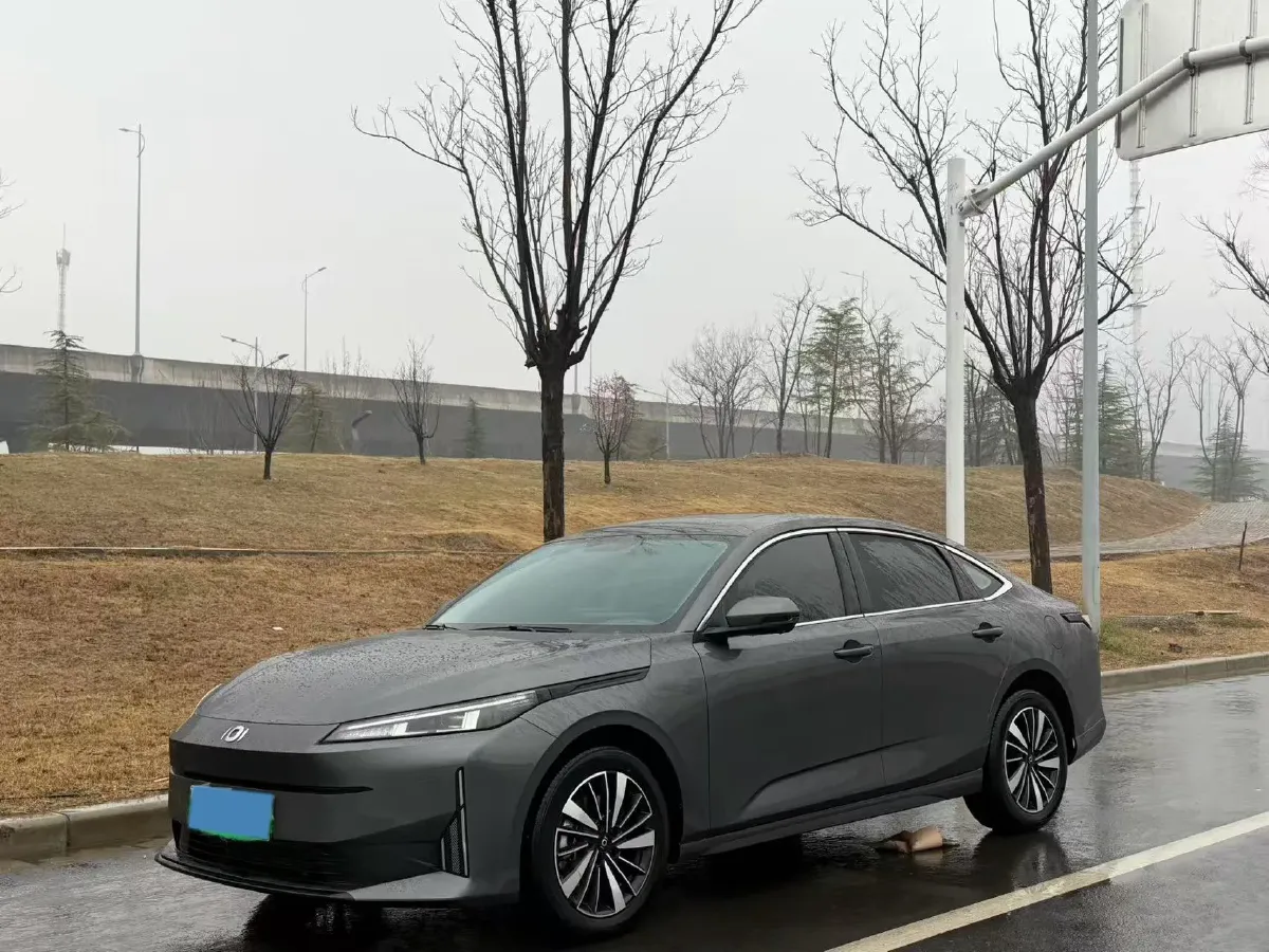 2025 ChangAn QiYuan A05 1.5L 98HP L4 E-CVT PHEV 18.4KWH,autocango,china used car exporter,china ev exporter,chinese used car exporter,chinese used ev exporter