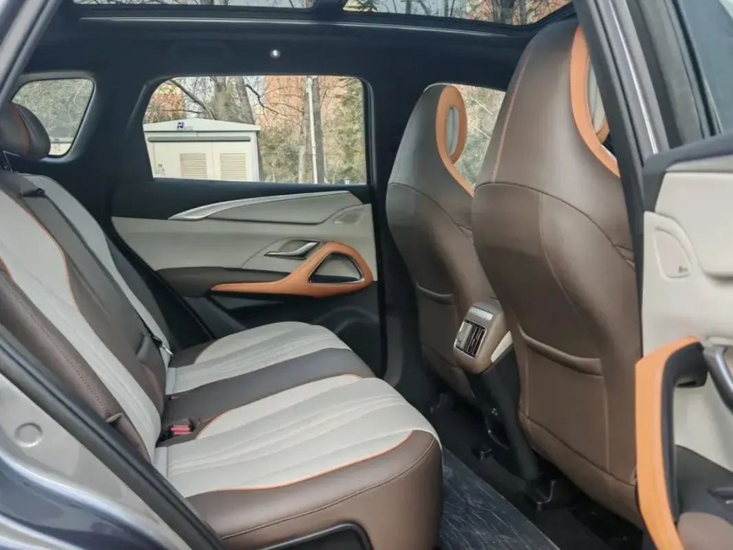 2022 Ruichi Auto EC31 BEV 41.932KWH,autocango,china used car exporter,china ev exporter,chinese used car exporter,chinese used ev exporter