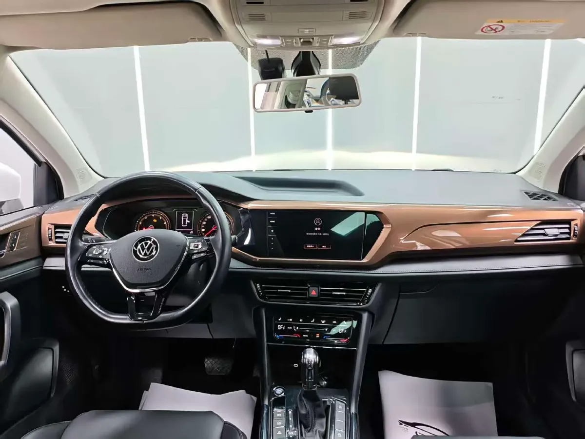 2021 Volkswagen Tharu 1.4T 150HP L4 7DCT,autocango,china used car exporter,china ev exporter,chinese used car exporter,chinese used ev exporter