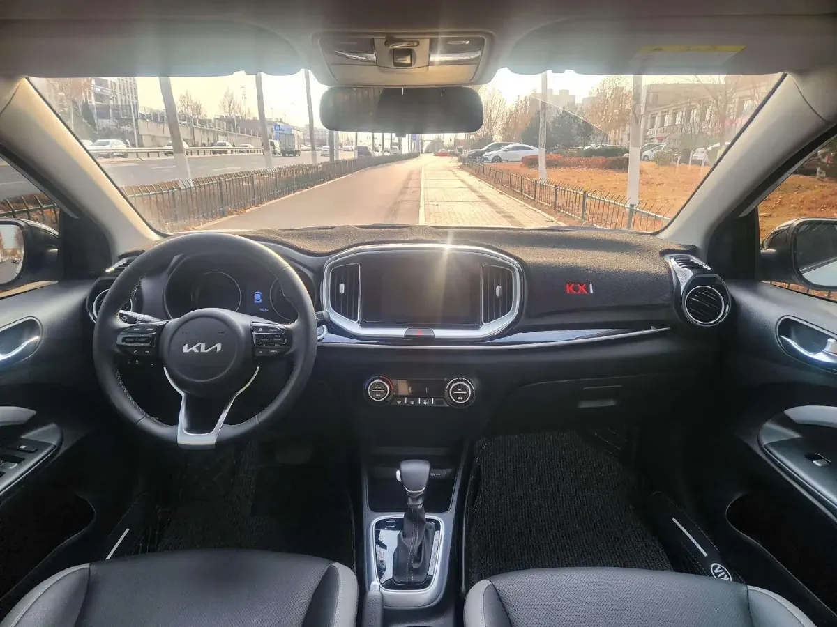 2021 Kia KX1 1.4L 100HP L4 CVT,autocango,china used car exporter,china ev exporter,chinese used car exporter,chinese used ev exporter