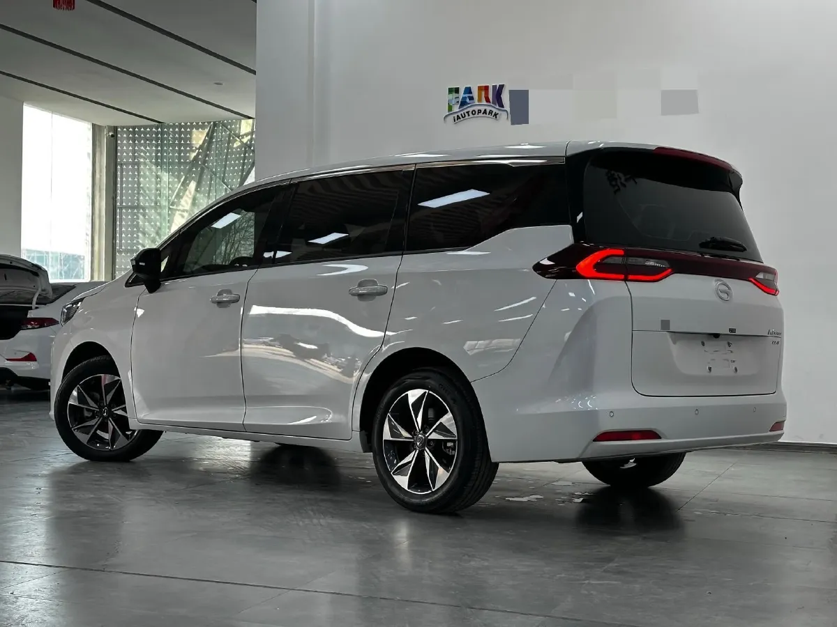 2023 GAC Trumpchi M6 1.5T 177HP L4 7DCT,autocango,china used car exporter,china ev exporter,chinese used car exporter,chinese used ev exporter