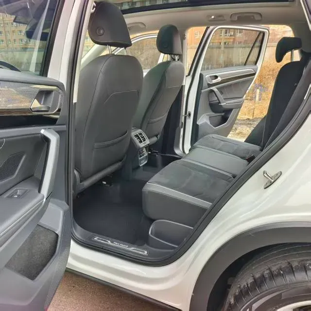 2022 Volkswagen Tayron 2.0T 220HP L4 7DCT,autocango,china used car exporter,china ev exporter,chinese used car exporter,chinese used ev exporter