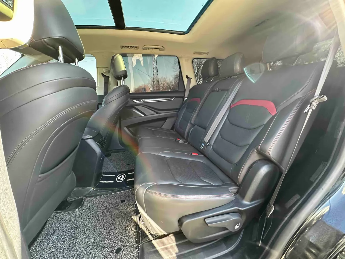 2021 MAXUS D90 Pro 2.0T 218HP L4 8AT,autocango,china used car exporter,china ev exporter,chinese used car exporter,chinese used ev exporter