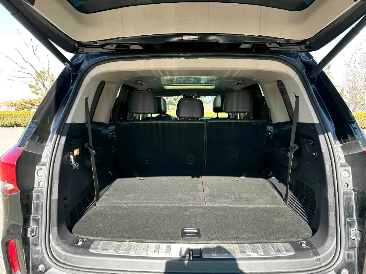 2021 MAXUS D90 Pro 2.0T 218HP L4 8AT,autocango,china used car exporter,china ev exporter,chinese used car exporter,chinese used ev exporter