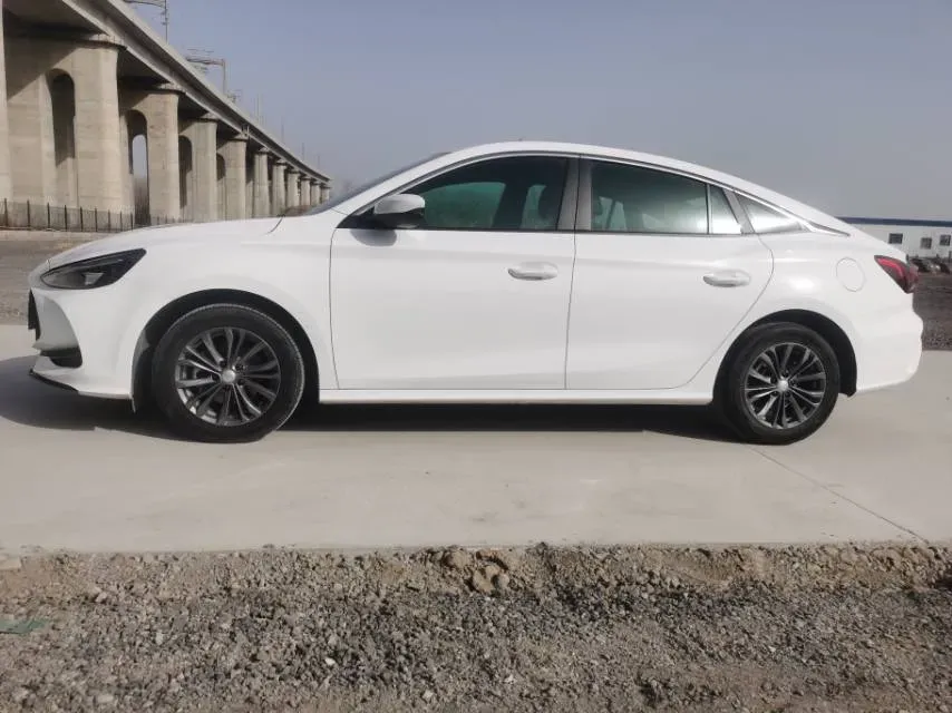 2025 MG 5 1.5L 129HP L4 CVT,autocango,china used car exporter,china ev exporter,chinese used car exporter,chinese used ev exporter